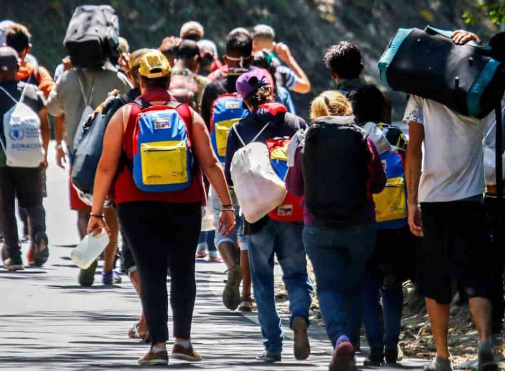 Operación especial de la Interpol arresta a 286 personas por tráfico de migrantes migrantes