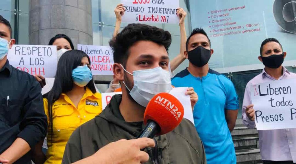 Brenner Barrios: «A Freddy lo inculpan de hechos terroristas, cuando todos sabemos que esto es culpa de Maduro»