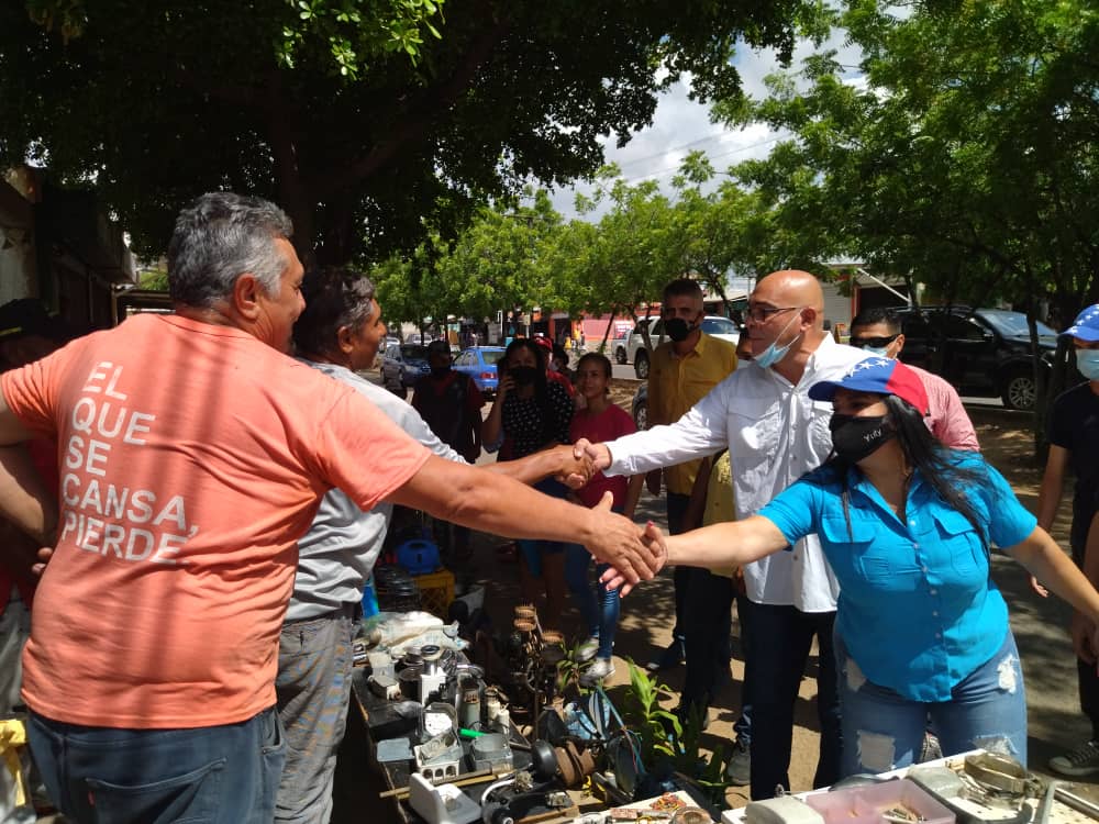 Julio Montoya recorre las calles de San Francisco con un mensaje de esperanza para el cambio