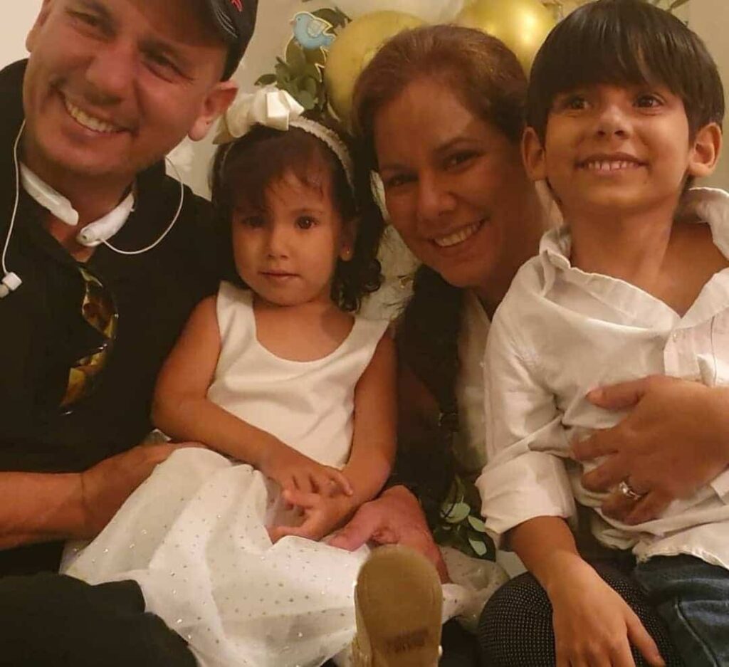Rescatan a parte de la familia desaparecida tras zarpar rumbo a La Tortuga (VIDEO) FAMILIA DESAPARECIDA