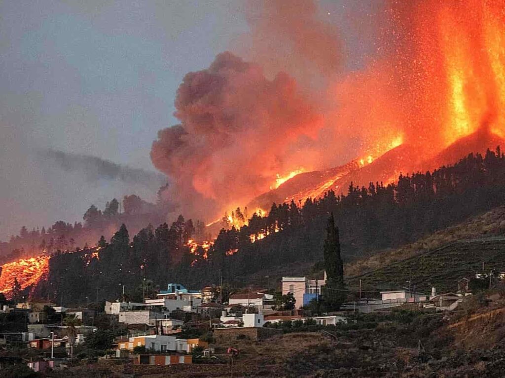 VOLCAN