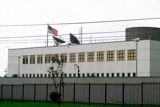 La Embajada de EEUU en Bogotá fue cerrada brevemente por presunta amenaza de carro bomba
