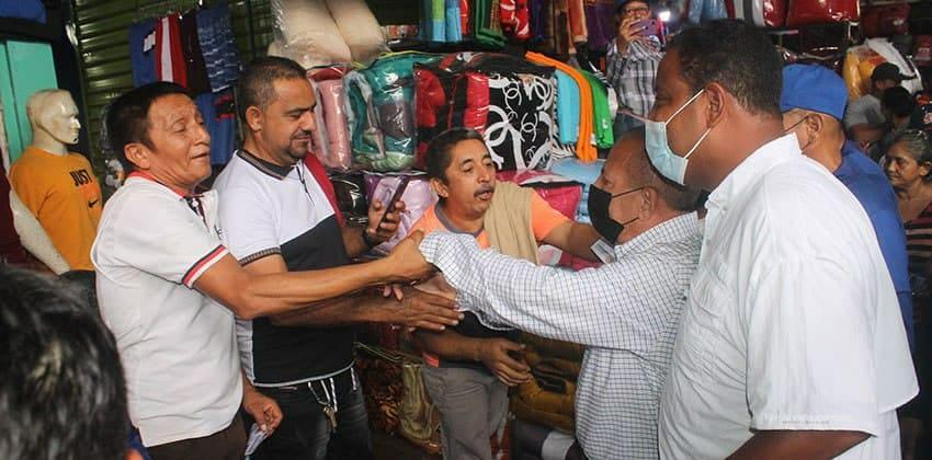 La llave Ramirez-Rosales sostuvo encuentro con comerciantes del centro de Maracaibo