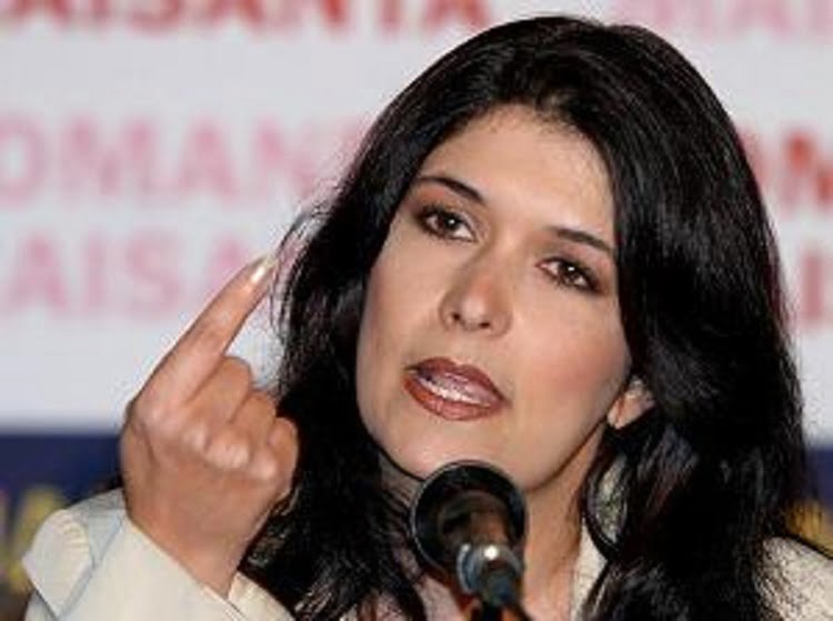 Maripili Hernández rechaza inhabilitación de Leocenis García: “Nunca ha sido funcionario público. No es amigo mío, pero eso es ilegal”