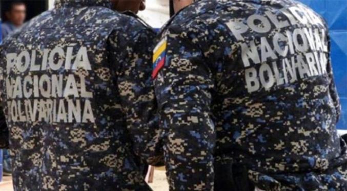 Ladrones se disfrazan de policía para delinquir