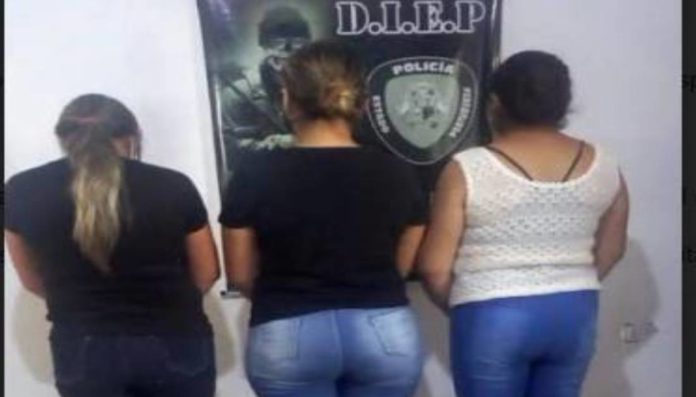 Policía detiene a tres enfermeras por cobros a pacientes COVID-19 en hospital de Acarigua