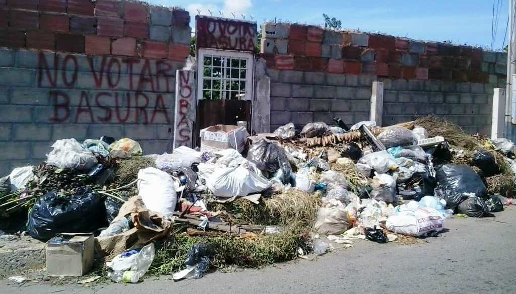 Habitantes de los sectores Pomona y los Haticos en Maracaibo están sumergidos en la basura