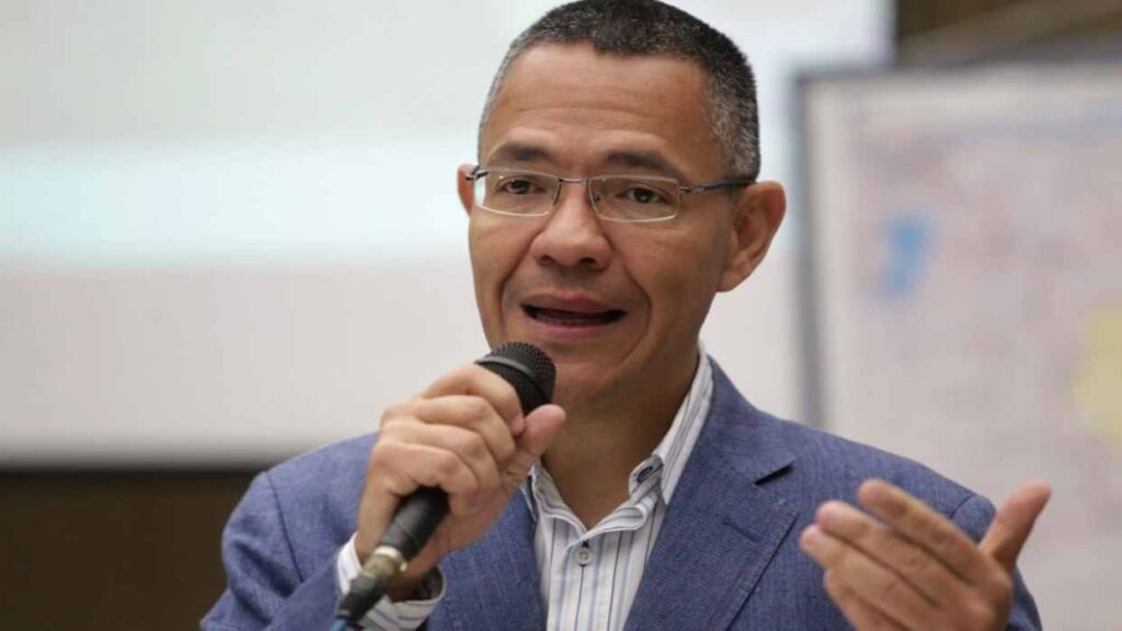 Ernesto Villegas desmintió cierre del Museo de Arte Contemporáneo de Caracas
