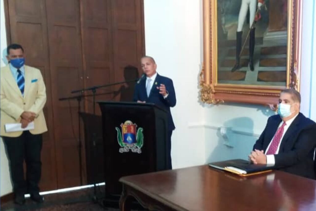 Manuel Rosales juramentó a la segunda parte de su gabinete ejecutivo