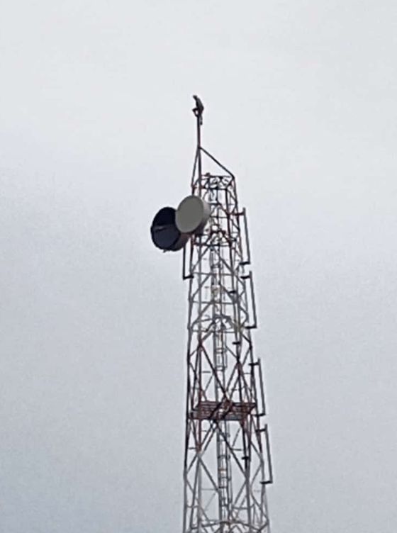 Se creyó una de Spider-Man y trepó hasta la punta de una antena de cantv de 60 metros