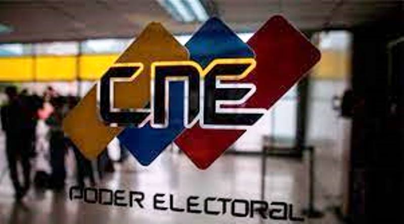 CNE reubicó extemporáneamente a Arreaza y Fermín como electores de Barinas
