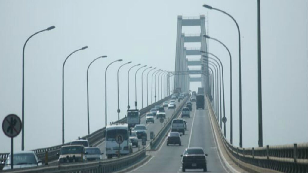 Mujer Muere arrollada cerca del Puente sobre el Lago de Maracaibo