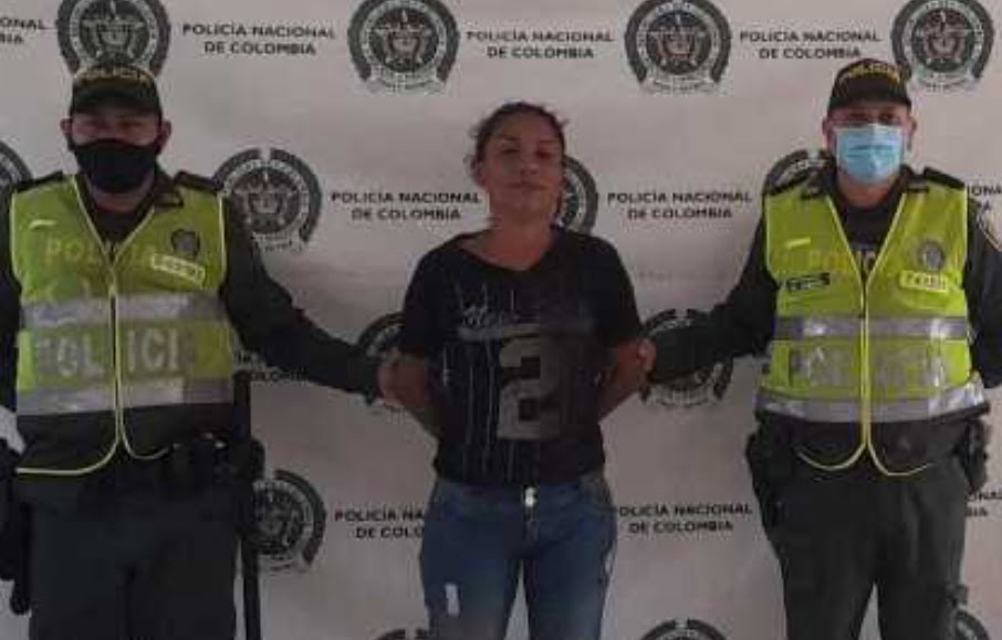 Detienen a mujer que asesinó a venezolana embarazada de un botellazo en la cabeza en Rioacha