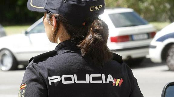 Mujer policía se quita la vida en plena vía tras discutir con su esposo en Argentina