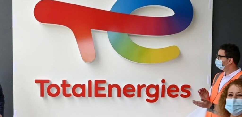 Empresa TotalEnergies negocia salida a sus proyectos de gas en el país