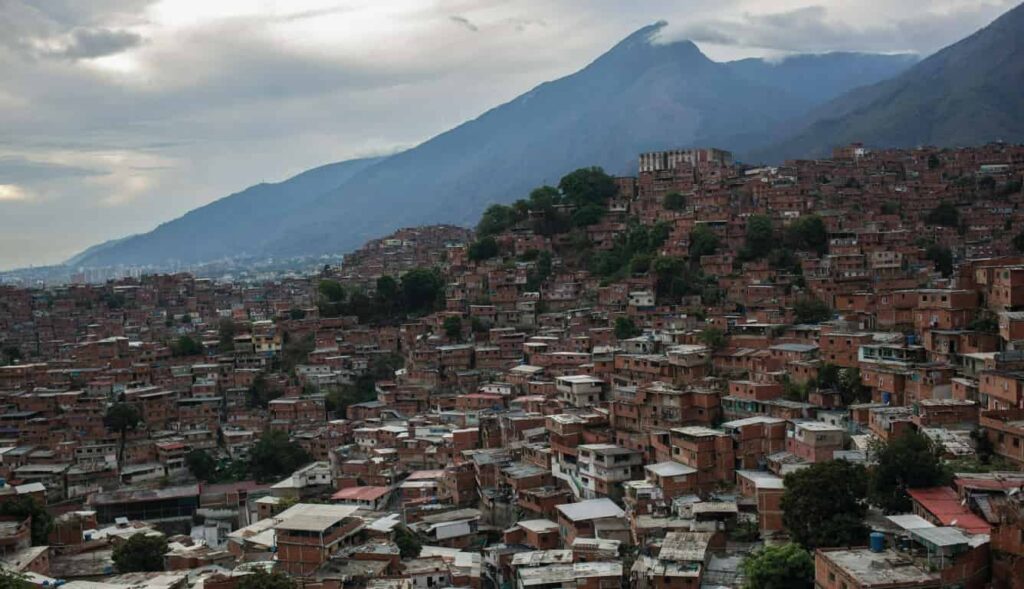 Tambien cae abatido “El Negrin” de Petare durante operativo que acabó con la vida de “El Koki” y “El Conejo” (FOTOS SENSIBLES)