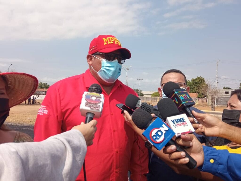 ¡A través del Ministerio del Transporte! Zulia: Ferrolasa inició desde Maracaibo Plan de Asfaltado