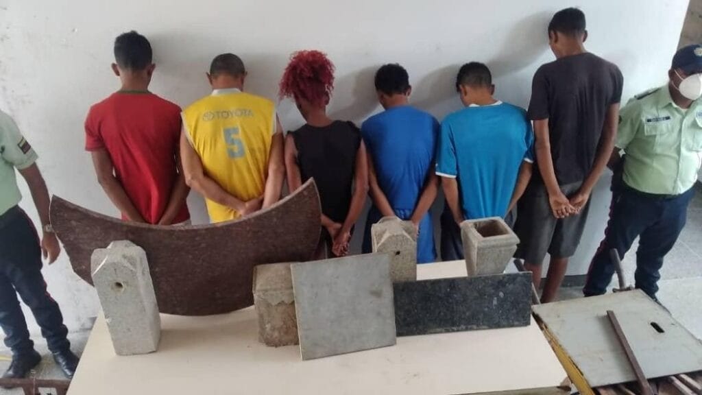 Arrestaron a seis integrantes de la banda «Los roba muertos» por profanar tumbas en Cumaná