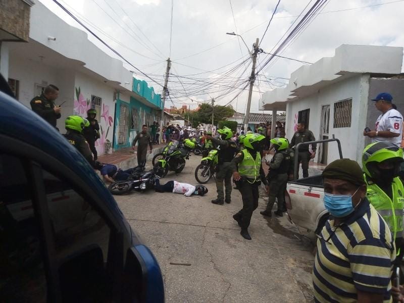 Dos ladrones fueron abatidos al intentar escapar despúes de cometer un robo en Colombia (VIDEO)
