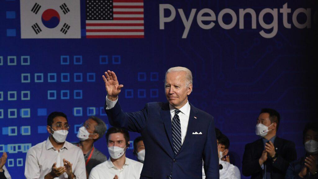 Joe Biden confunde el nombre del nuevo presidente de Corea del Sur durante su primera visita a este país (VIDEO)