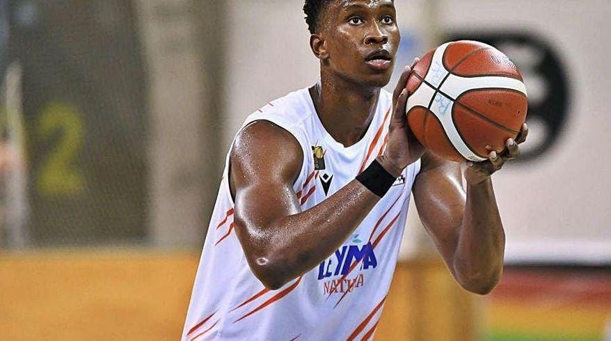 Un senegalés custodiará los tableros de Gaiteros del Zulia en la SPB
