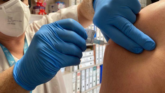 OPS recomienda vacunar solamente a médicos contra la viruela
