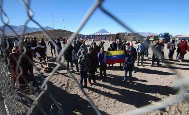 Banda criminal secuestra a mujeres venezolanas para obligar a sus maridos a traficar droga de Bolivia hacia Chile
