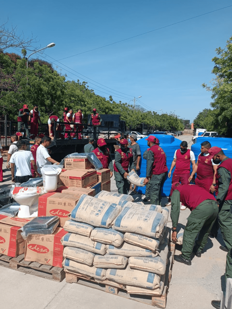BRICOMILES reciben material para la rehabilitación de escuelas en el estado Zulia