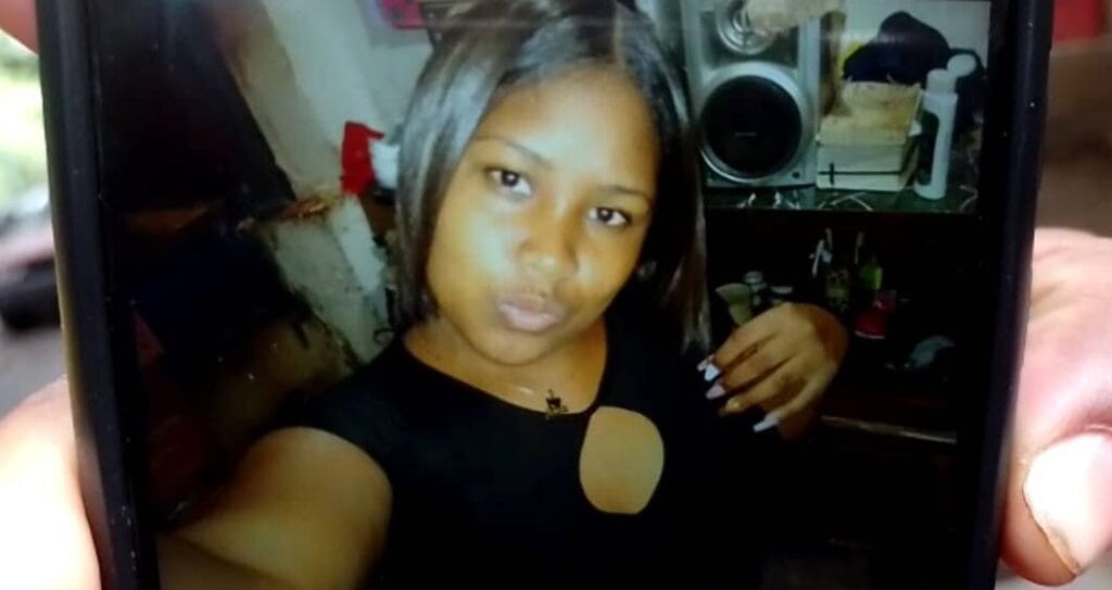 Joven de 18 años es asesinada por su pareja de un disparo en la cabeza