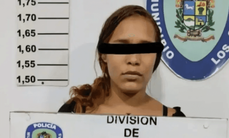 Mujer quemó los genitales de su hijo con una cuchara caliente y lo amenaza con quemarle la lengua si dice algo