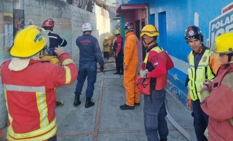 Niño de cuatro años muere en incendio de una vivienda en Mérida