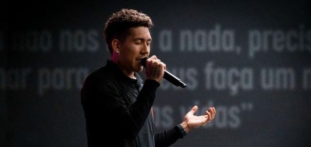«Imposible tener un encuentro con Dios y ser el mismo», predicó Roberto Firmino futbolista del Liverpool FC