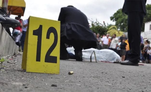 En Colombia: comerciante fue asesinado por hinchas de fútbol (VIDEO)