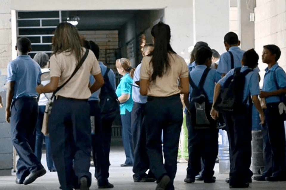 ¿Qué deben saber los padres sobre la nueva Ley de Participación Estudiantil?