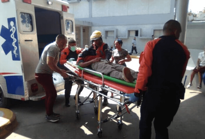 Murió tras desprenderse de una mata de tamarindo