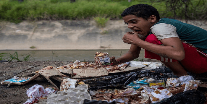 Monagas | Muere niño tras comer de la basura en Caicara de Maturín
