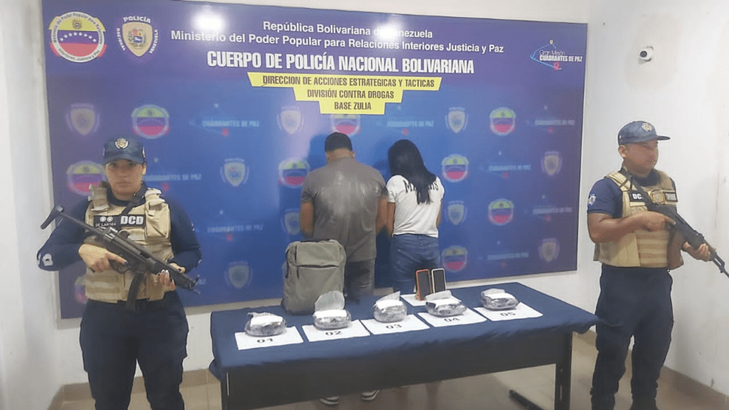 Por la venta de cinco kilos de cocaína se armó el alboroto en Gran Bazar