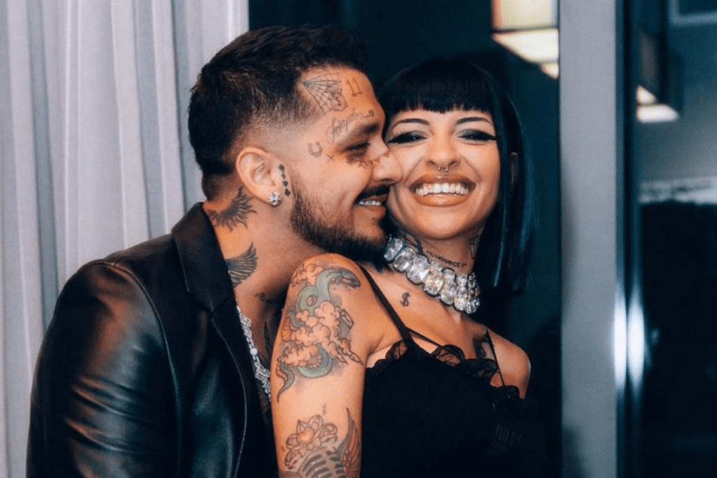 Cazzu y Christian Nodal se mostraron por primera vez junto a su bebé