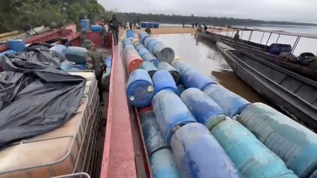 Fanb incauta 100 mil litros de gasolina: Para esto usaban el combustible