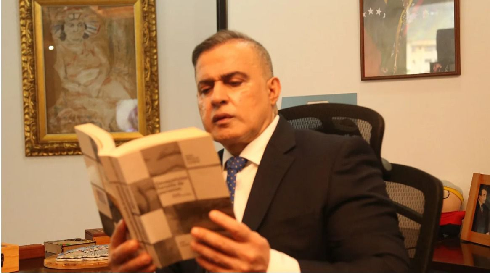Día Nacional de la Poesía y los poemas de Tarek William Saab