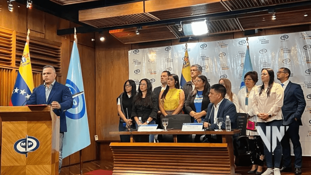 Fiscal Tarek William Saab solicita orden de captura contra el alcalde Ernesto Paraqueima por comentarios sobre los niños autistas.