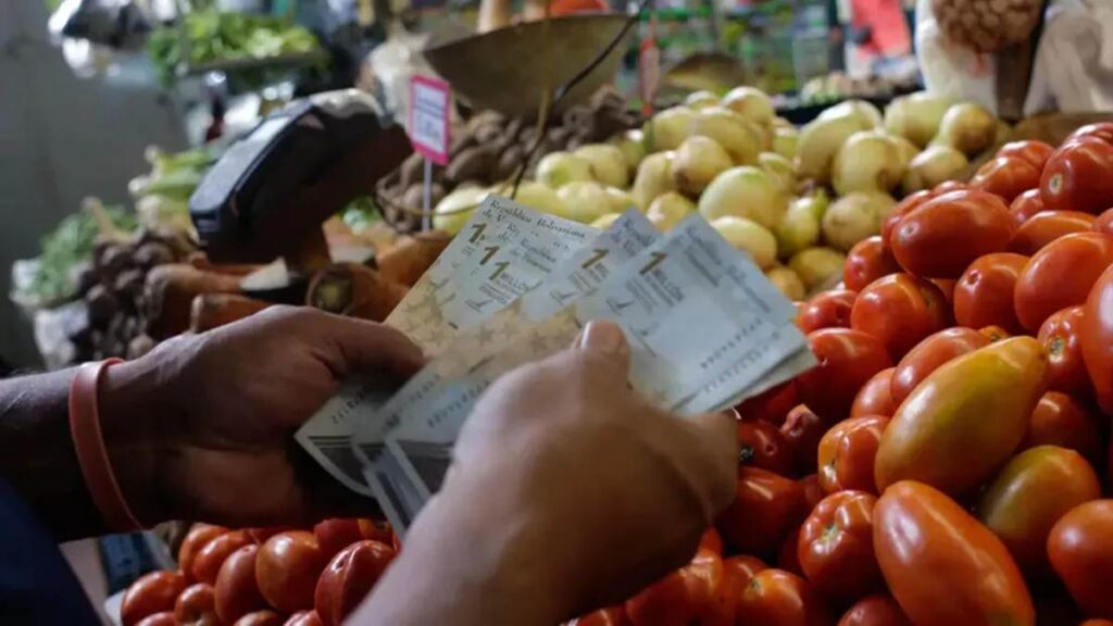 Cendas-FVM: Se necesitan 108 salarios mínimos para cubrir gastos de alimentos