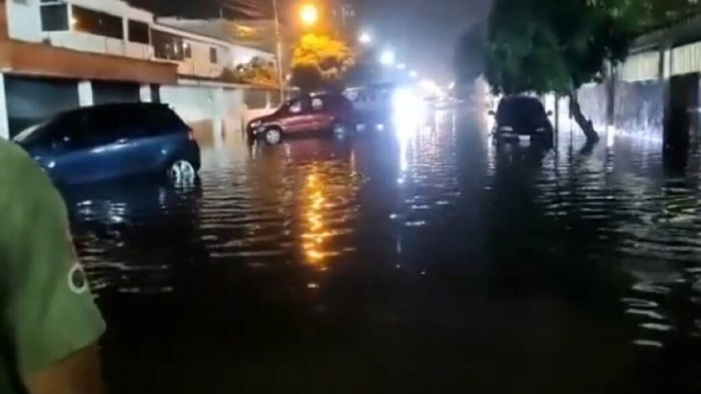 Fuertes lluvias causaron inundaciones en Margarita (Video)