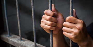 Condenan a joven por violar y contagiar de sífilis a su primo