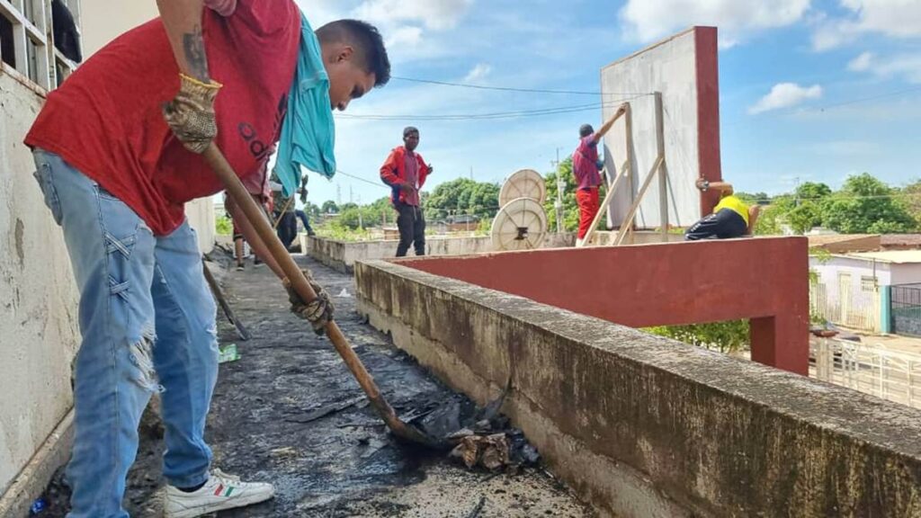 Avanza rehabilitación del CDI El Gaitero en Maracaibo para la atención de más de 40 mil habitantes (Fotos)