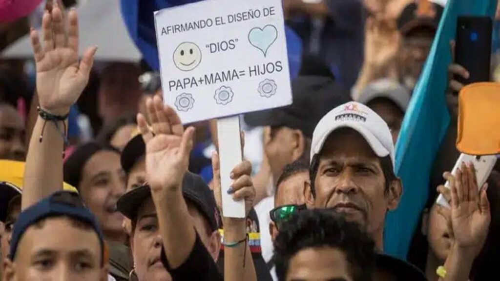 Evangélicos piden defender «el modelo de familia original» y rechazar la «hipersexualización» de los niños