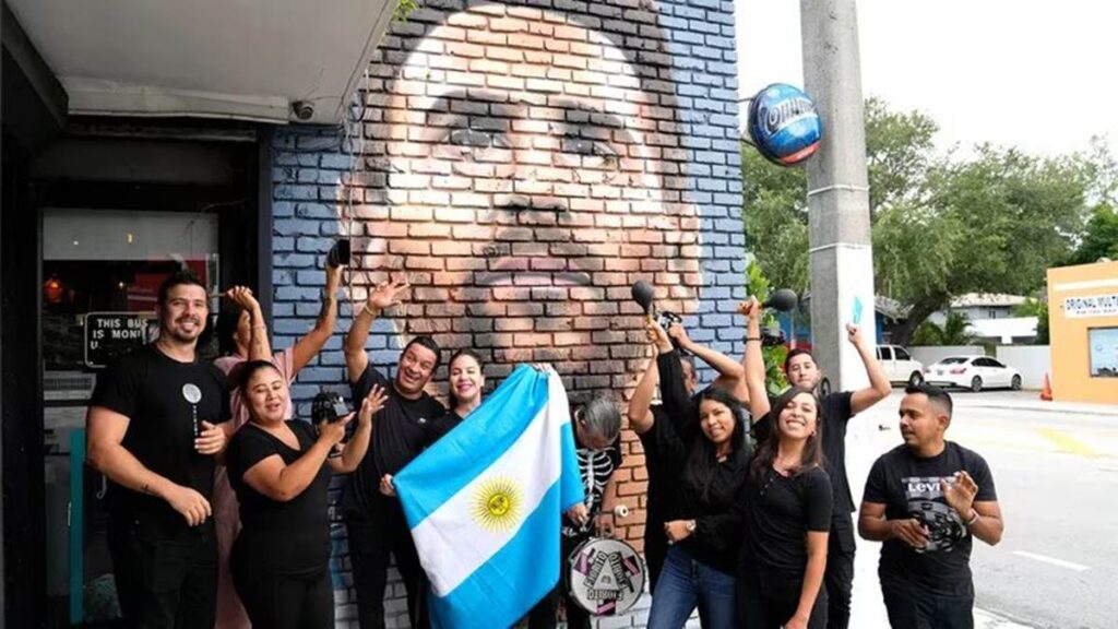 Messimanía en Miami: el rostro sonriente del astro argentino invade la ciudad