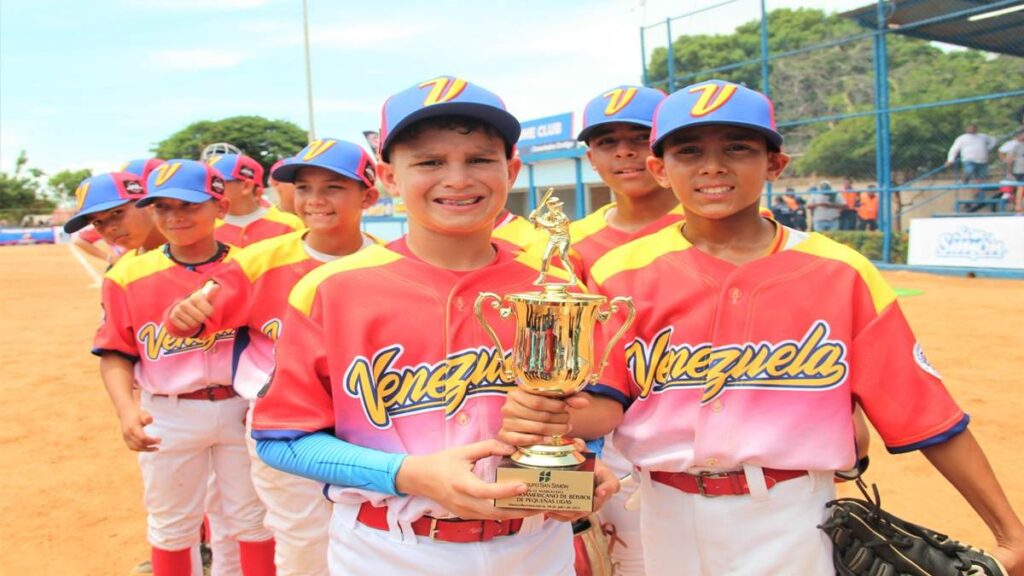 En primer juego de Latinoamericano de Pequeñas Ligas: Cardenales de Venezuela blanquea a Colombia