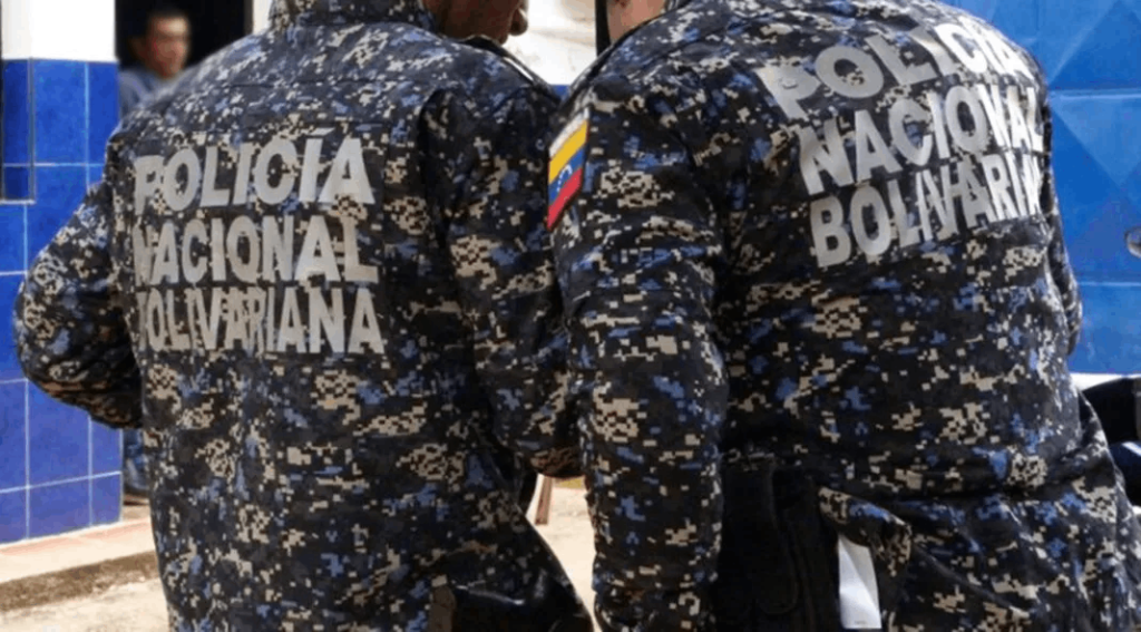 Reclusos secuestran a tres policías en los calabozos de la PNB en Aragua