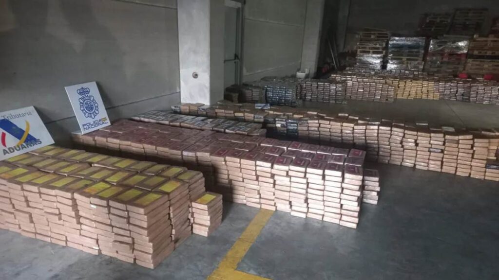 Incautadas 9,5 toneladas de cocaína en puerto de Cádiz: el mayor alijo de esta droga en España